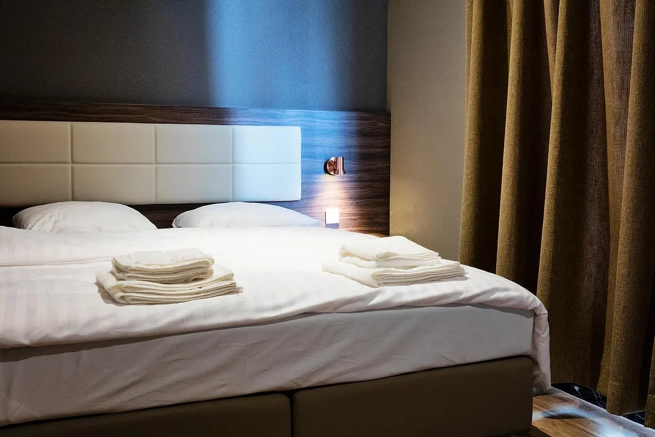 Amsterdam Lake Hotel Badhoevedorp 3*,  Holandia